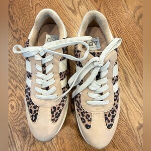 Dolce Vita Beige Leopard-Print Low-Top Sneakers - Like New